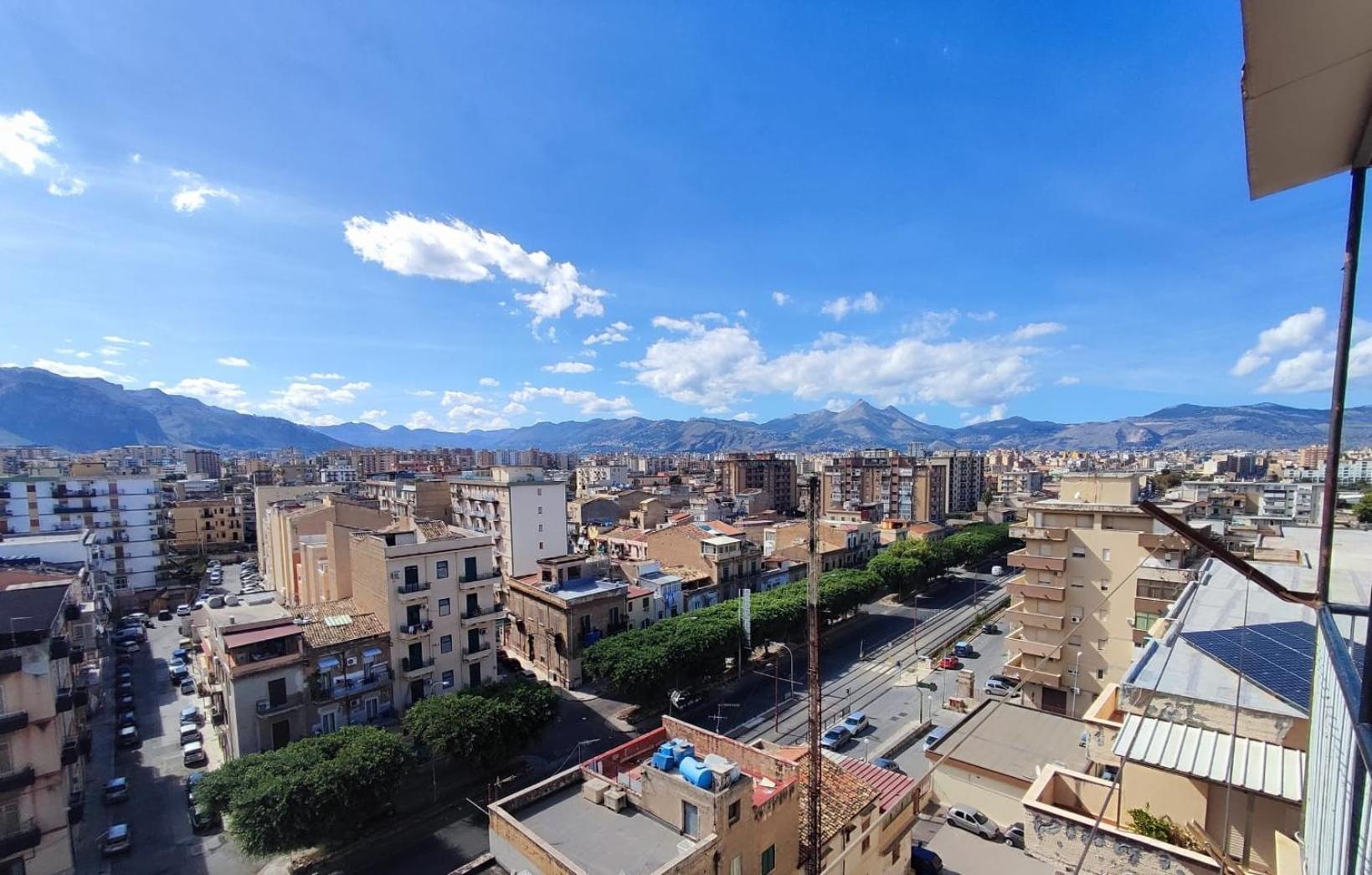 Pama House Comfort E Relax A Due Passi Dal Centro Palermo Kültér fotó